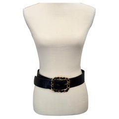 CHANEL Vintage Black Wide Leather Belt with Gold Chain-Link Buckle