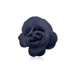Chanel Vintage Blau Canvas Camelia Kamelie Brosche