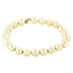 Chanel Vintage Bracelet In Baroque Pearls