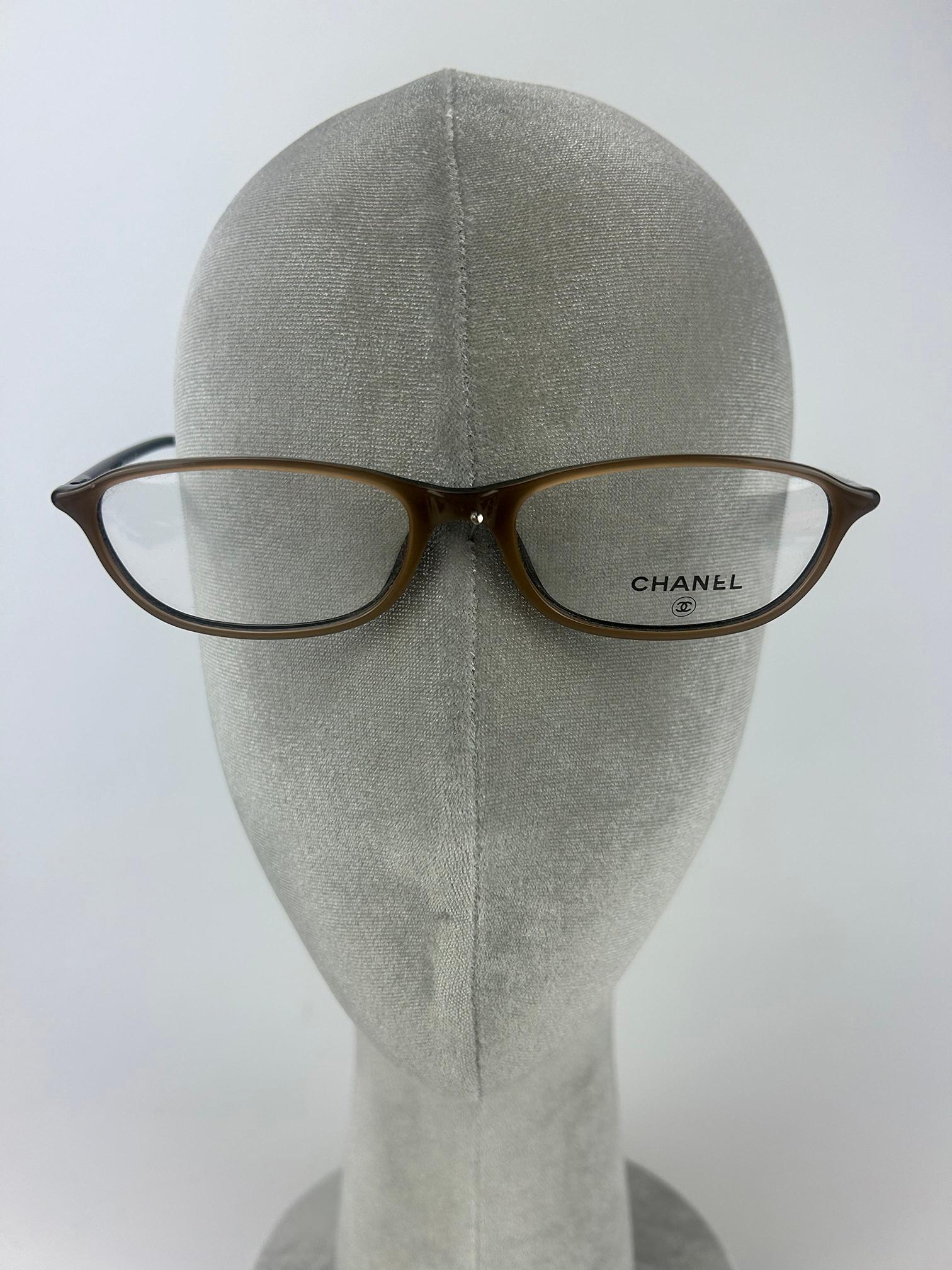Chanel Vintage Brown und Tan Lesebrille Damen im Angebot