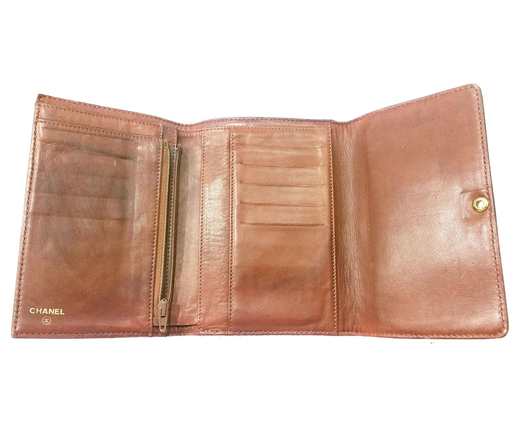 Chanel Vintage Brown Caviar Tri-Fold Wallet For Sale 1