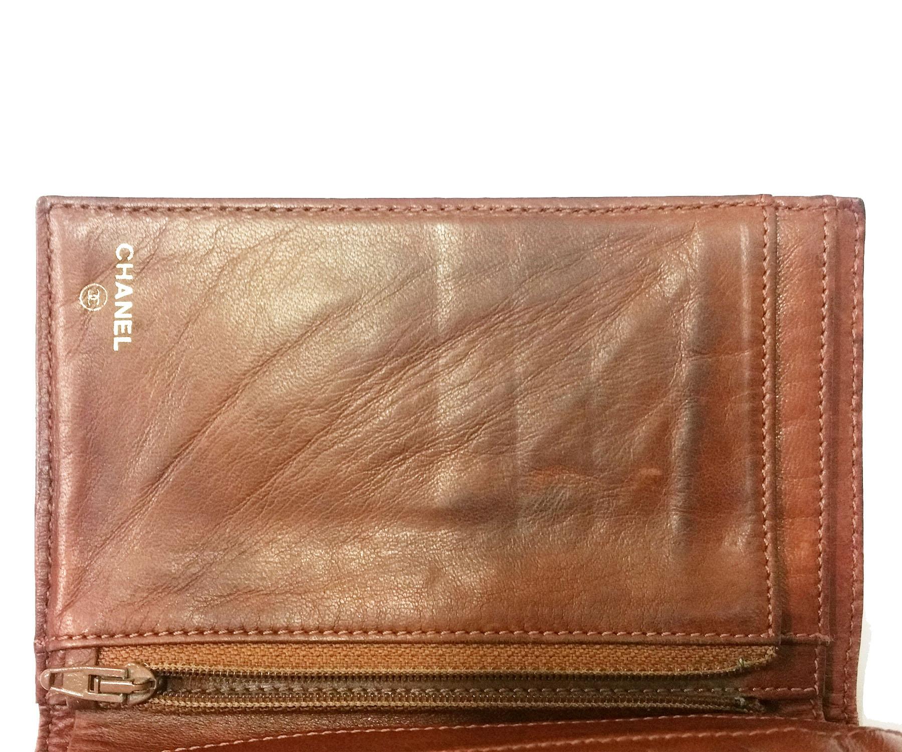 Chanel Vintage Brown Caviar Tri-Fold Wallet For Sale 3