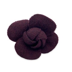 Chanel Vintage Broche Camélia en tissu Brown