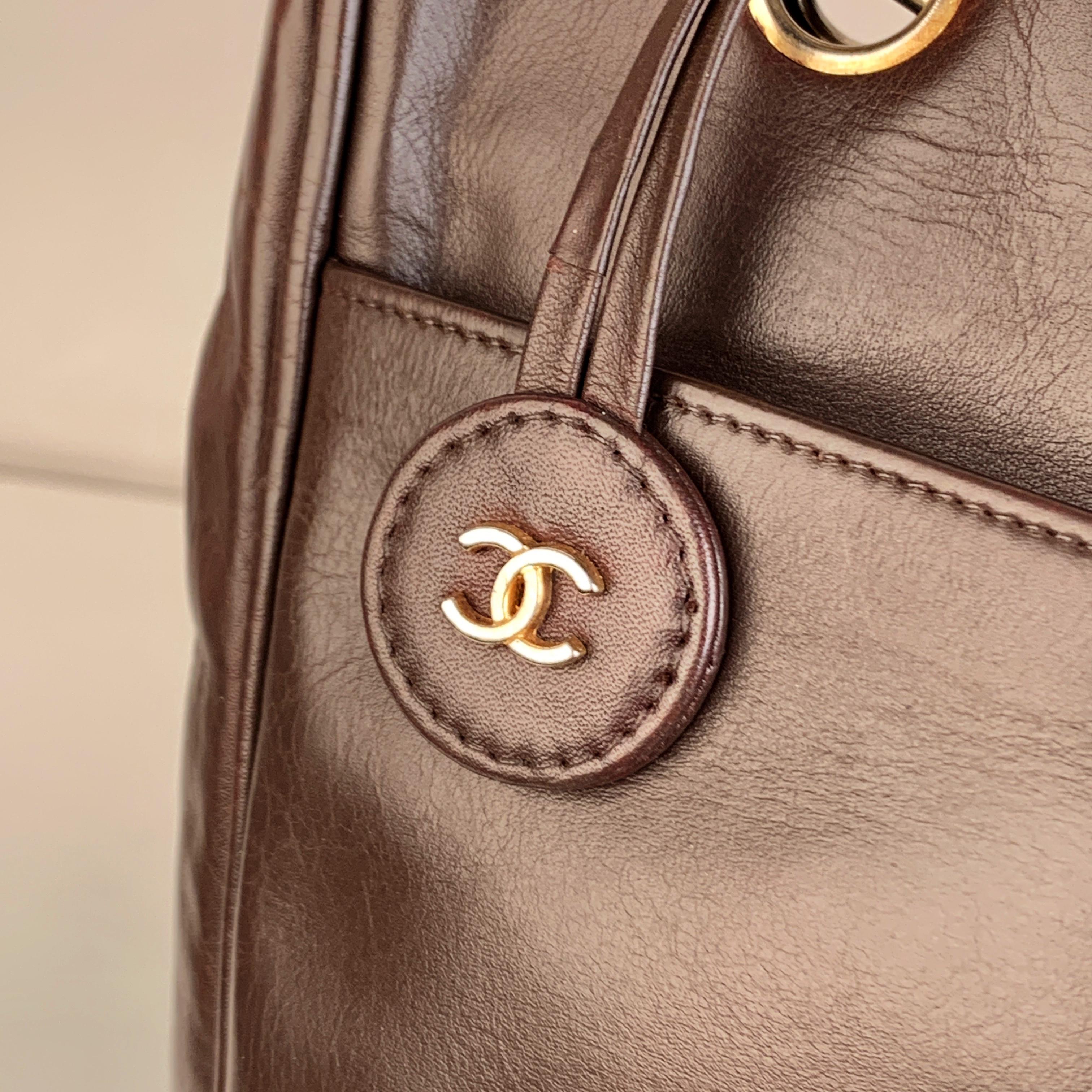Black Chanel Vintage Brown Leather Shoulder Bag Tote Bottom Quilting