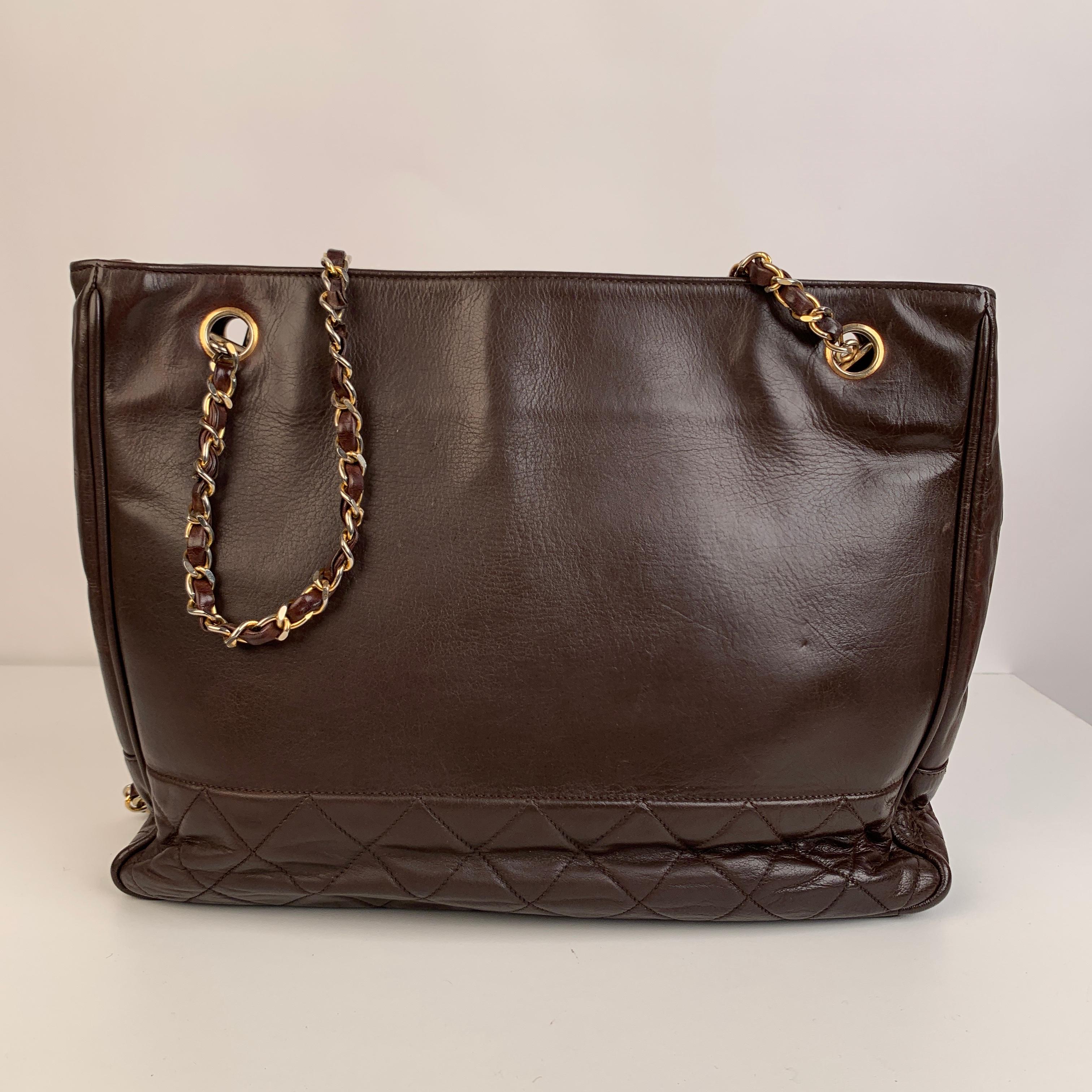 Chanel Vintage Brown Leather Shoulder Bag Tote Bottom Quilting In Good Condition In Rome, Rome