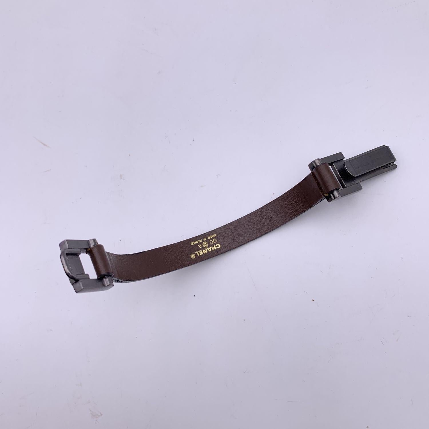 Chanel Vintage Brown Leather Unisex Logo Bracelet In Excellent Condition For Sale In Rome, Rome