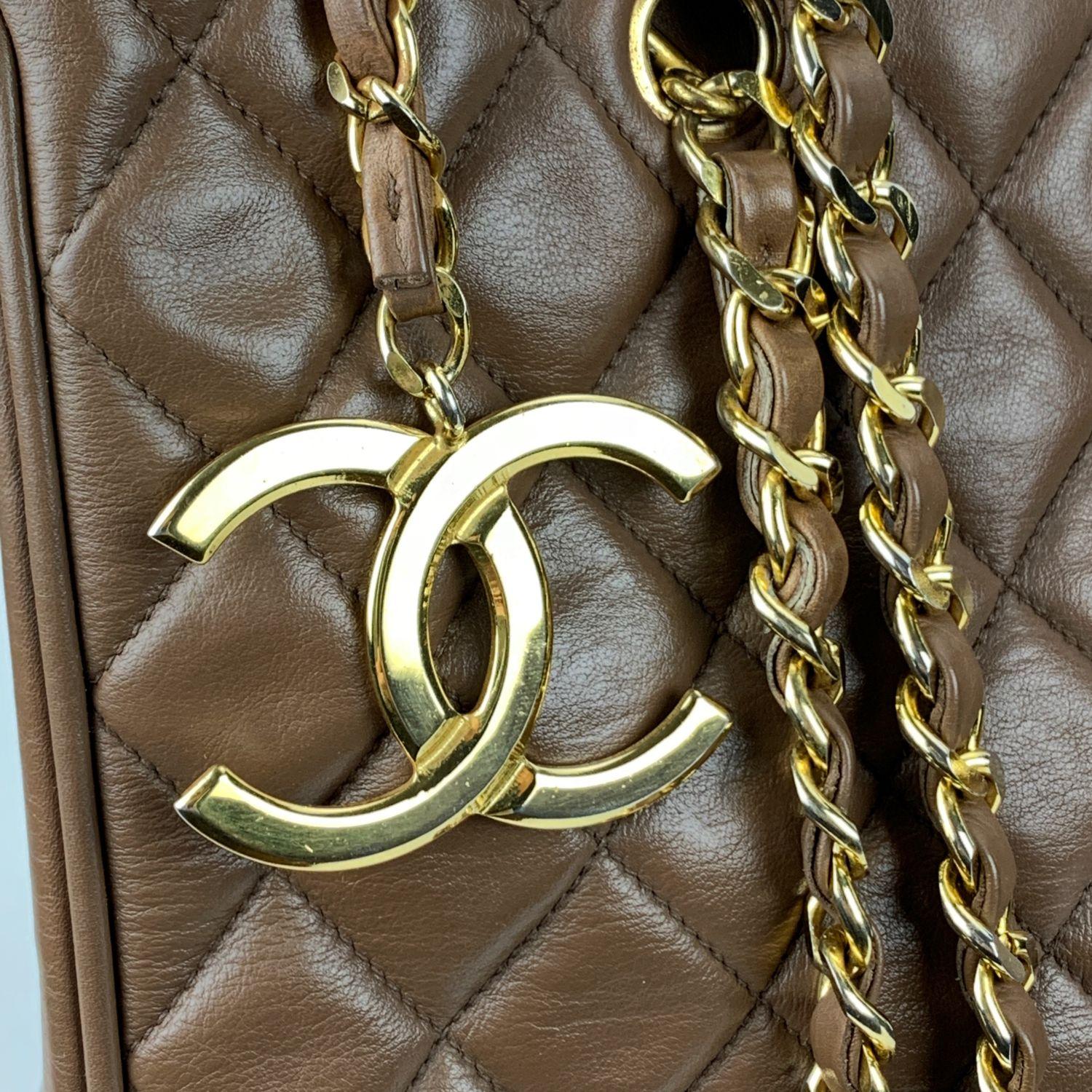 Chanel Vintage Brown Quilted Leather Tote Shoulder Shopping Bag In Excellent Condition In Rome, Rome
