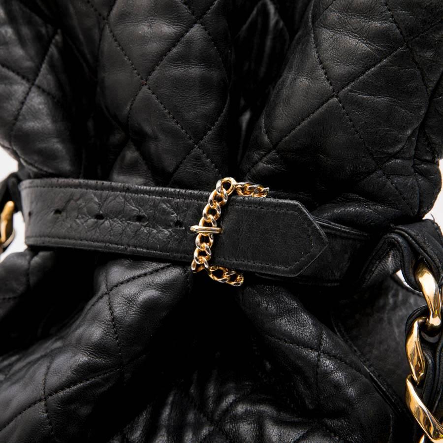 CHANEL Vintage Bucket Bag in Black Quilted Leather 4