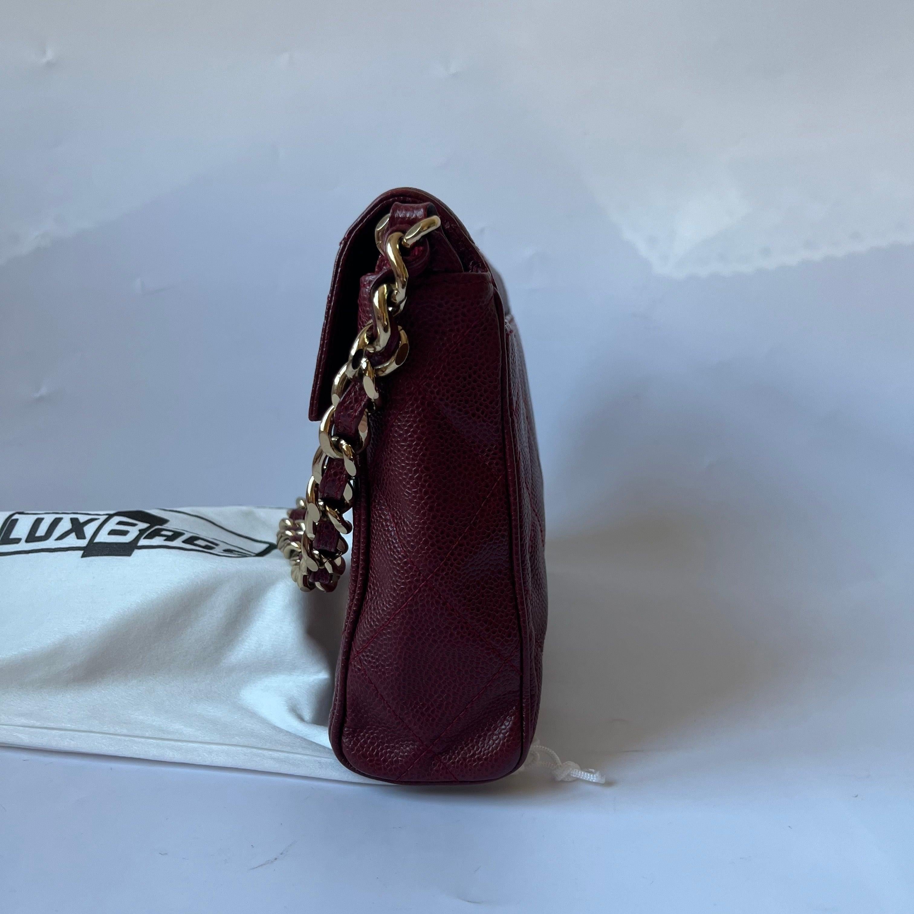Chanel Vintage Burgundy Caviar Leather Shoulder Bag 24k Gold HW For Sale 3
