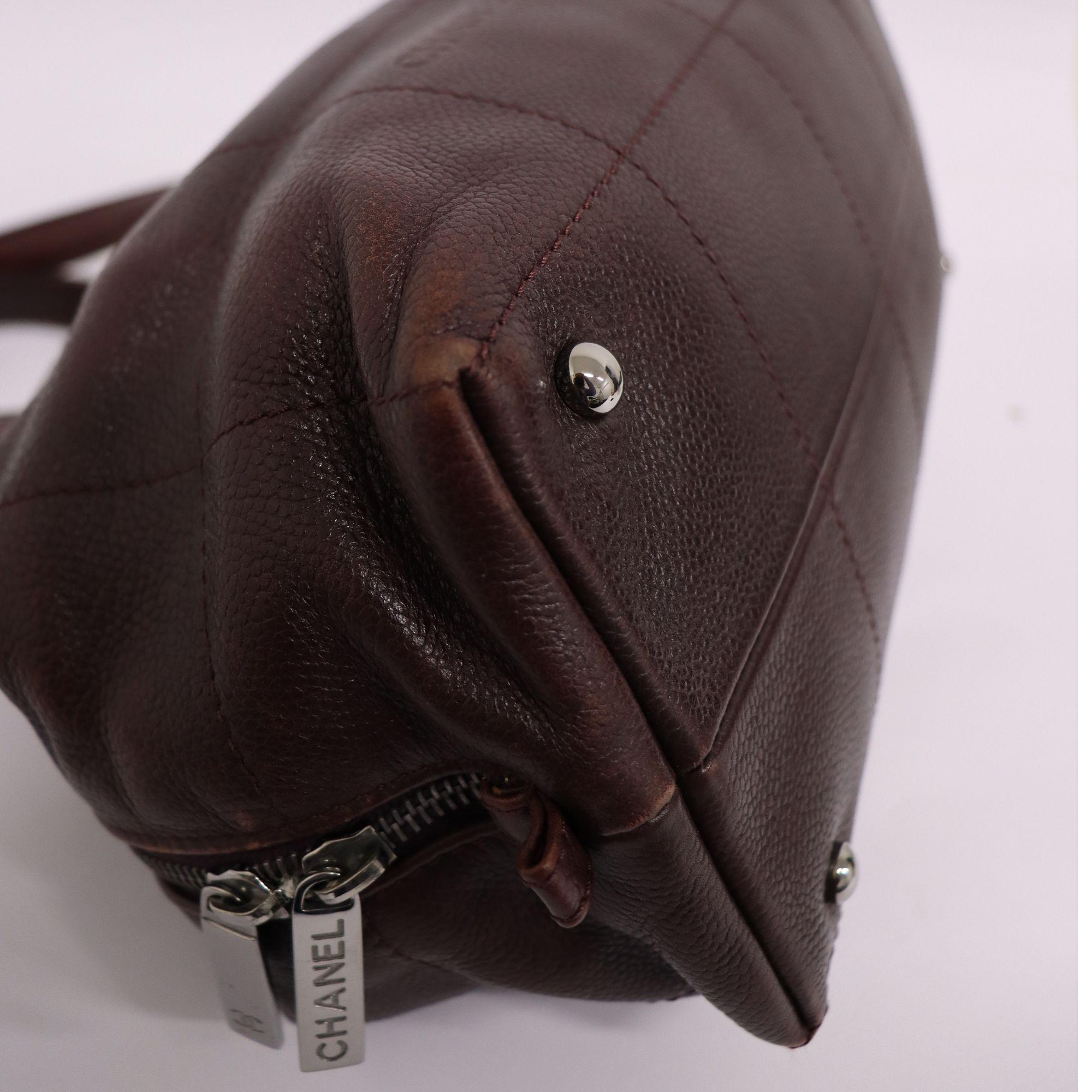 Women's Chanel Vintage Burgundy Square Stitch Shoulder Bag