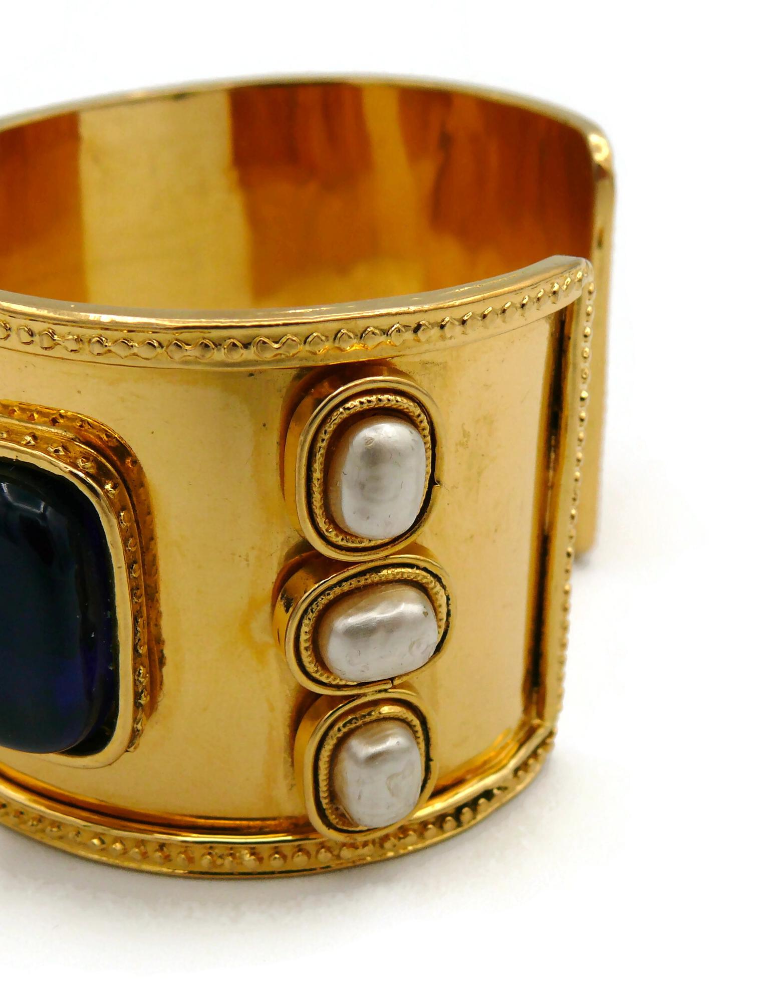 CHANEL Vintage Byzantine Inspired Gripoix Cuff Bracelet, 1990 For Sale 9