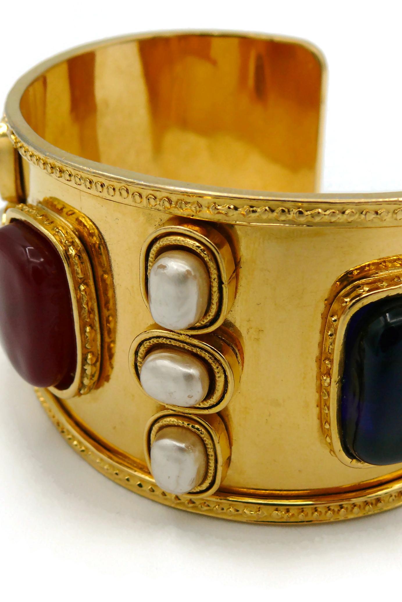 CHANEL Vintage Byzantine Inspired Gripoix Cuff Bracelet, 1990 For Sale 10