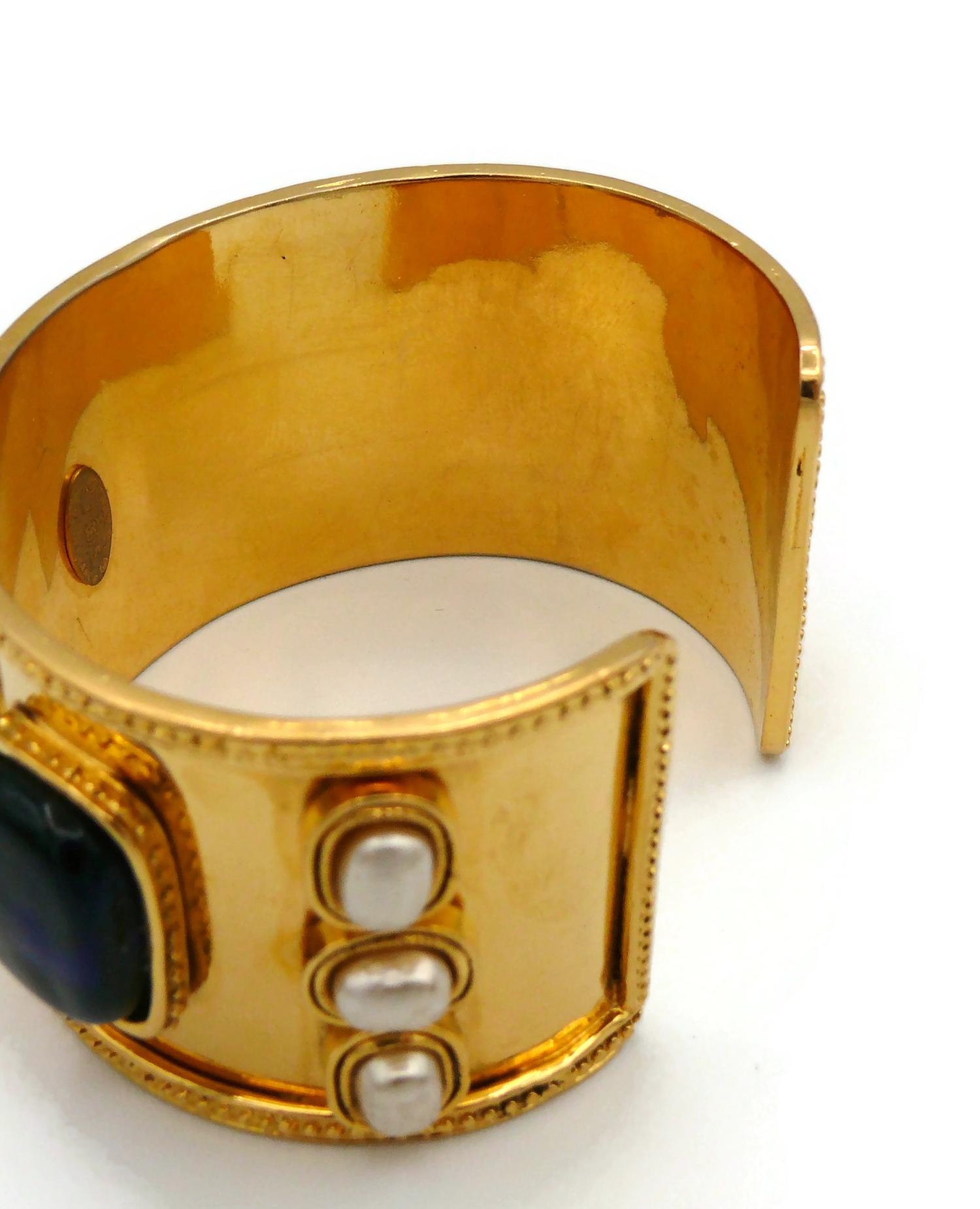 CHANEL Vintage Byzantine Inspired Gripoix Cuff Bracelet, 1990 For Sale 12