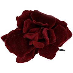CHANEL Vintage Camellia Brooch in Burgundy Velvet Fabric