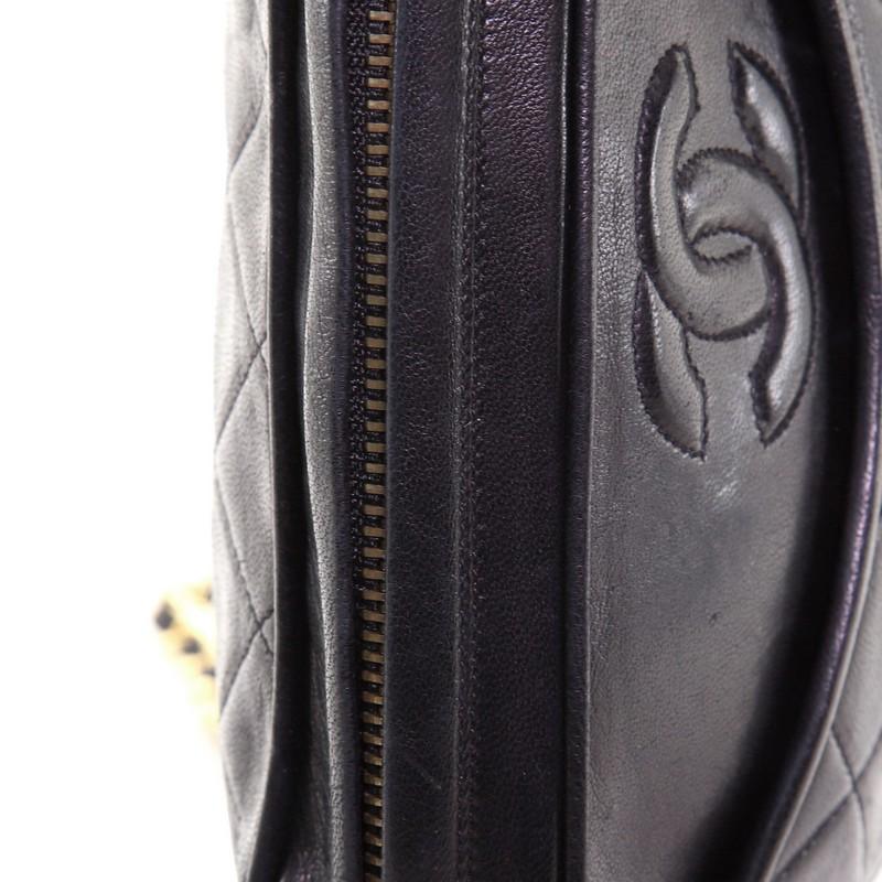 Chanel Bolsa vintage con borla para cámara Piel acolchada Mediana 4