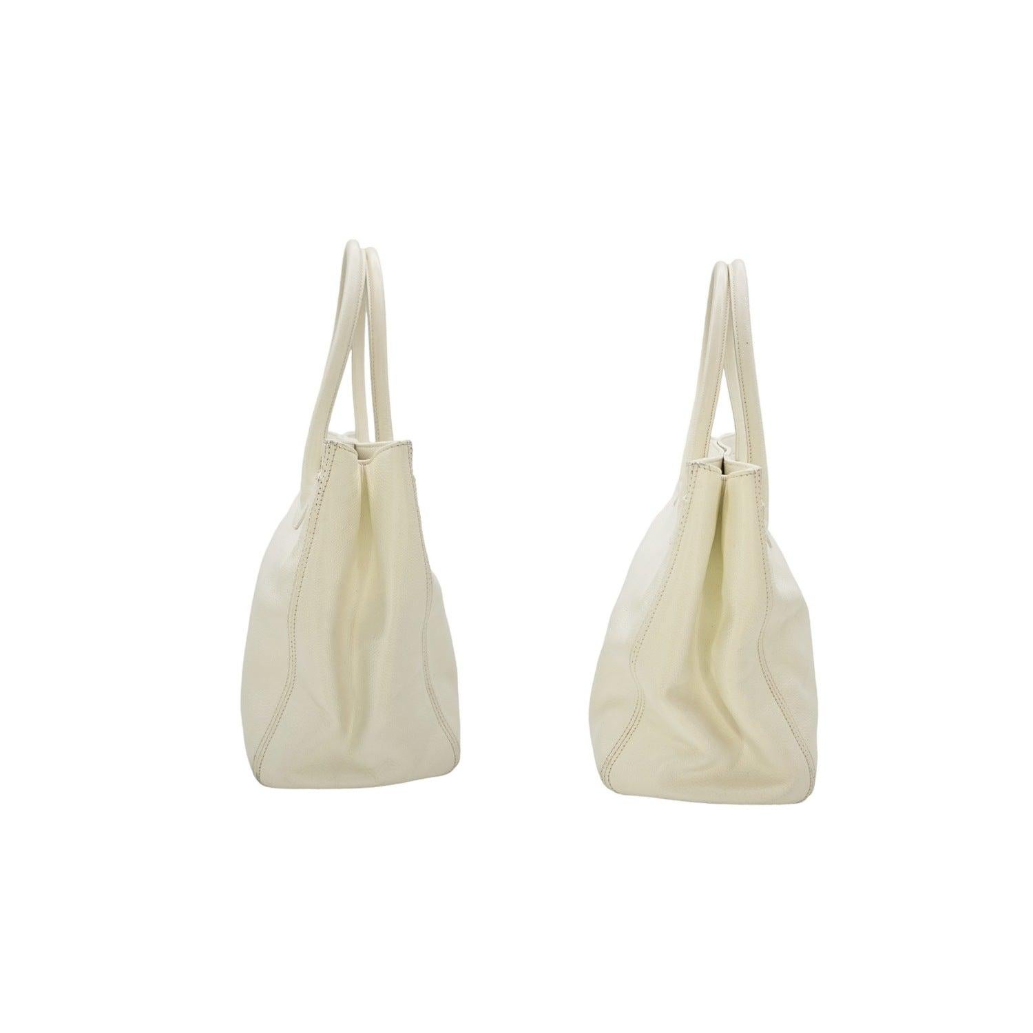 Women's Chanel Vintage Caviar Cerf Executive Shopper Tote White