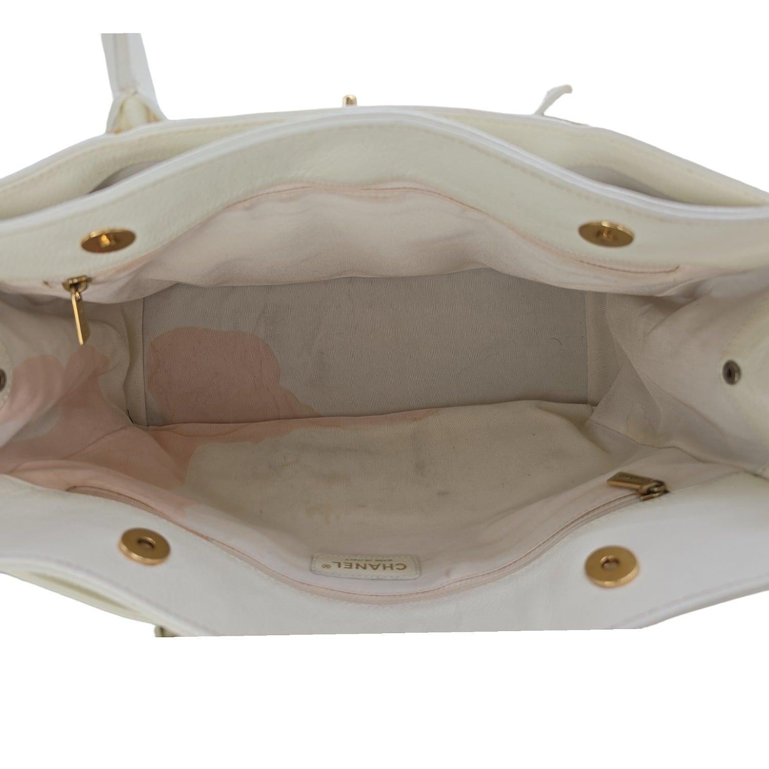 Chanel Vintage Caviar Cerf Executive Shopper Tote White 2