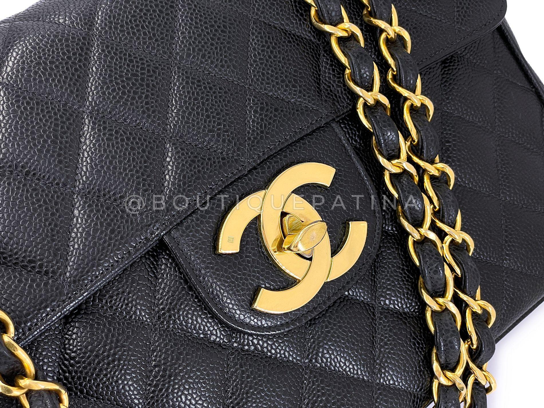 Chanel Vintage Kaviar Jumbo Flap Tasche 1995 Schwarz Klassisch 24k GHW 67217 im Angebot 4