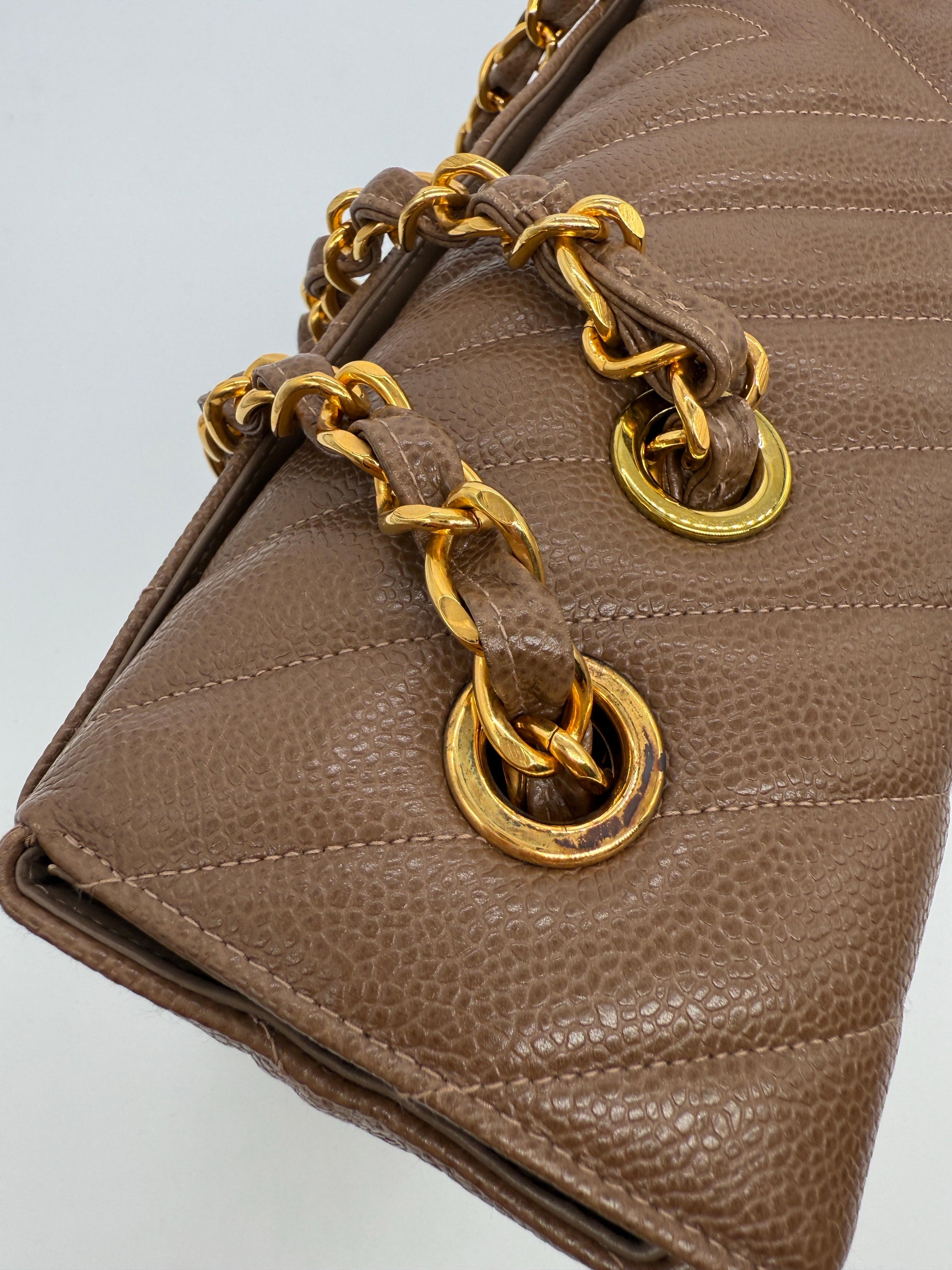 Chanel Vintage Caviar Leather Chevron Maxi Flap Bag For Sale 10