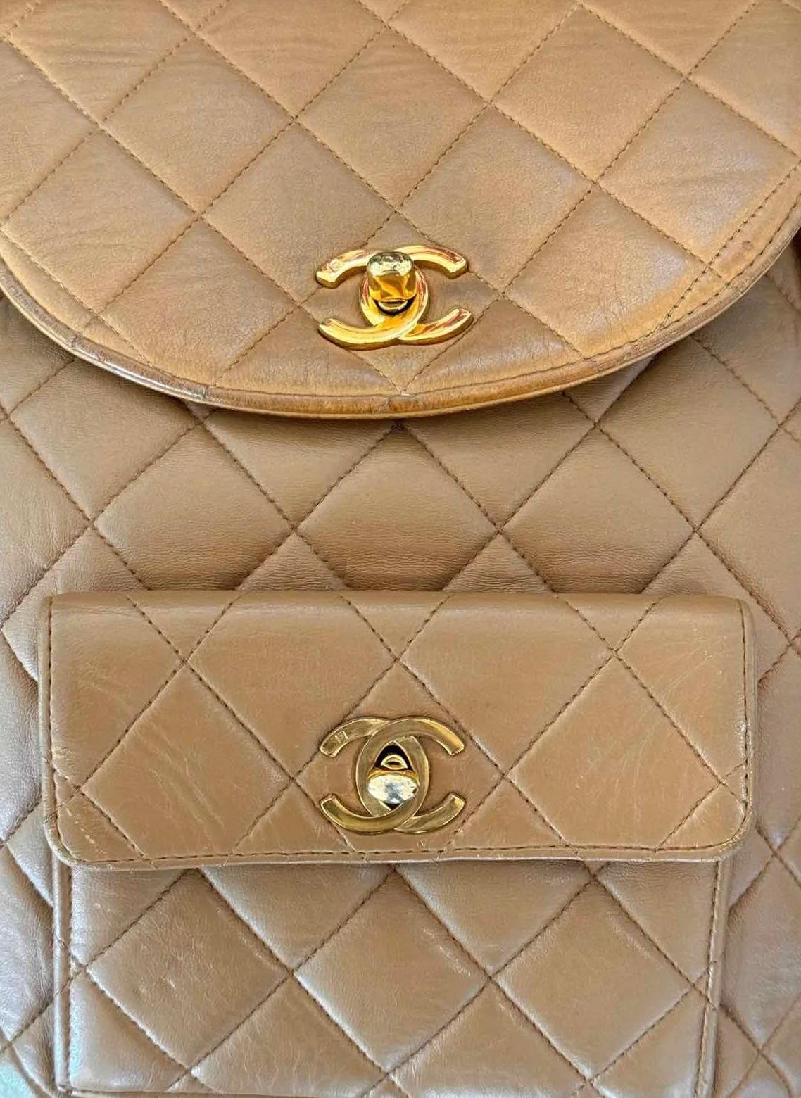 Chanel Vintage CC Beige Lambskin Duma Backpack Small In Fair Condition For Sale In Montreal, Quebec