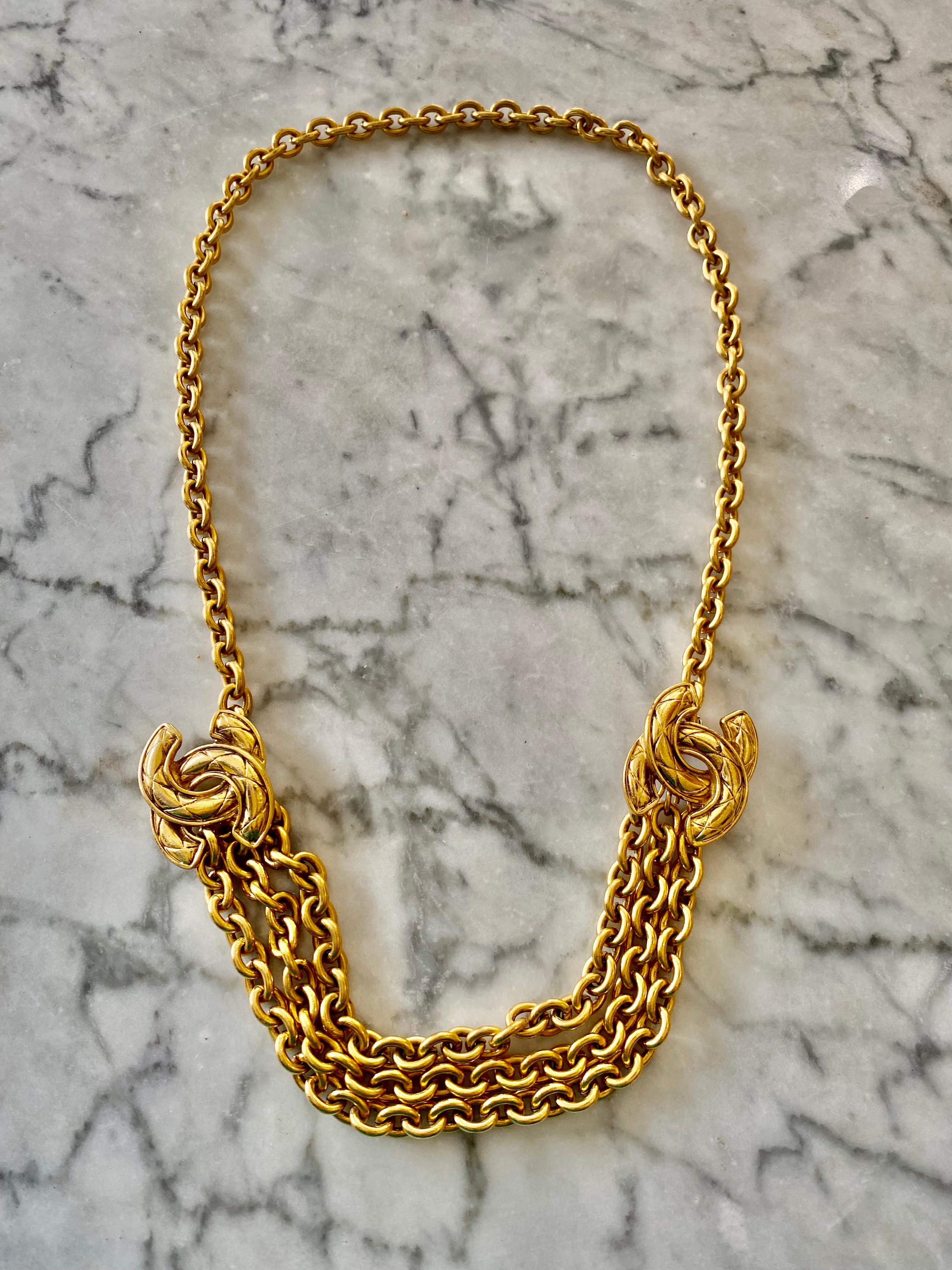Modern Chanel Vintage CC Gilt Gold Chain, France, 1990s