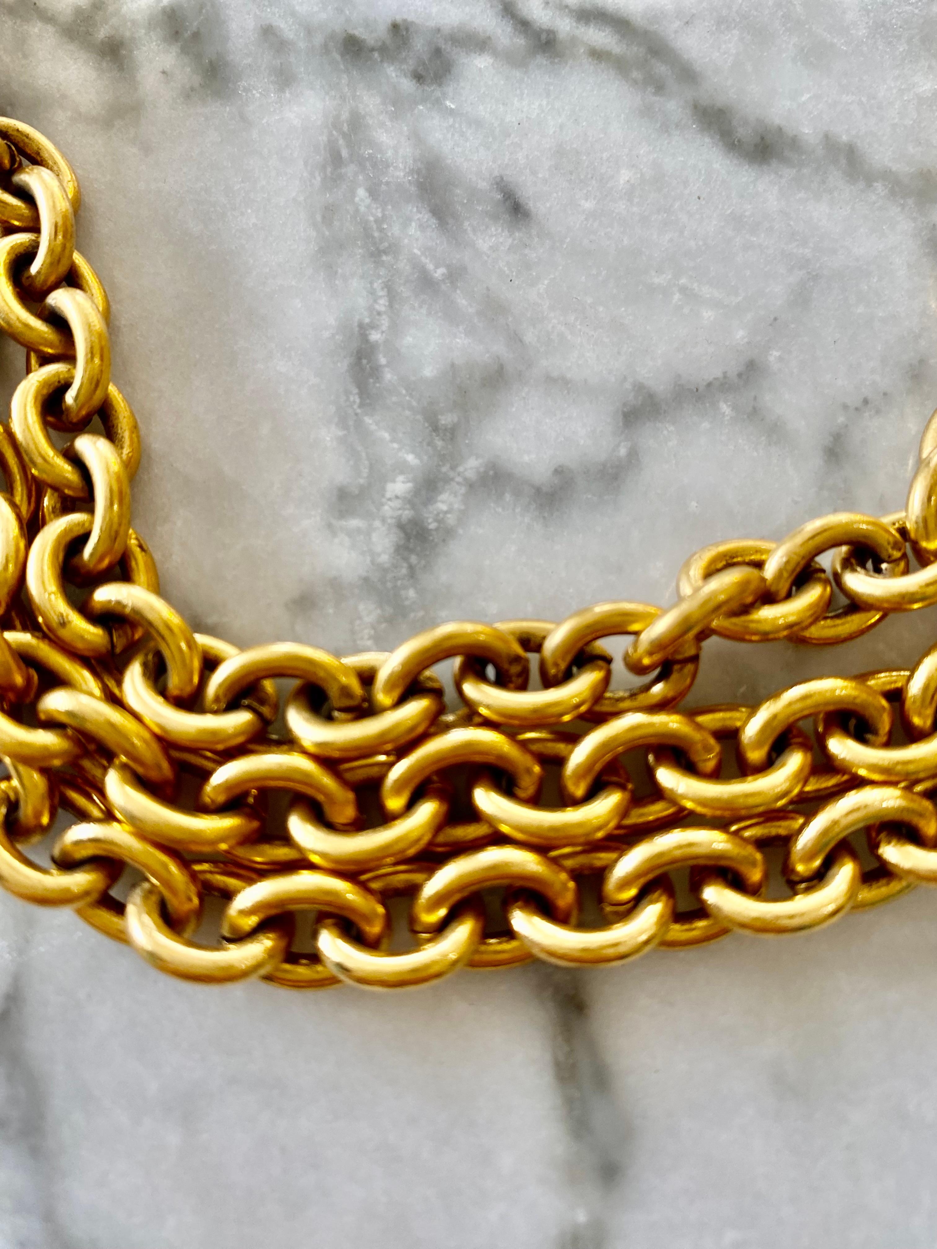 Chanel Vintage CC Gilt Gold Chain, France, 1990s In Good Condition In Denia, VC