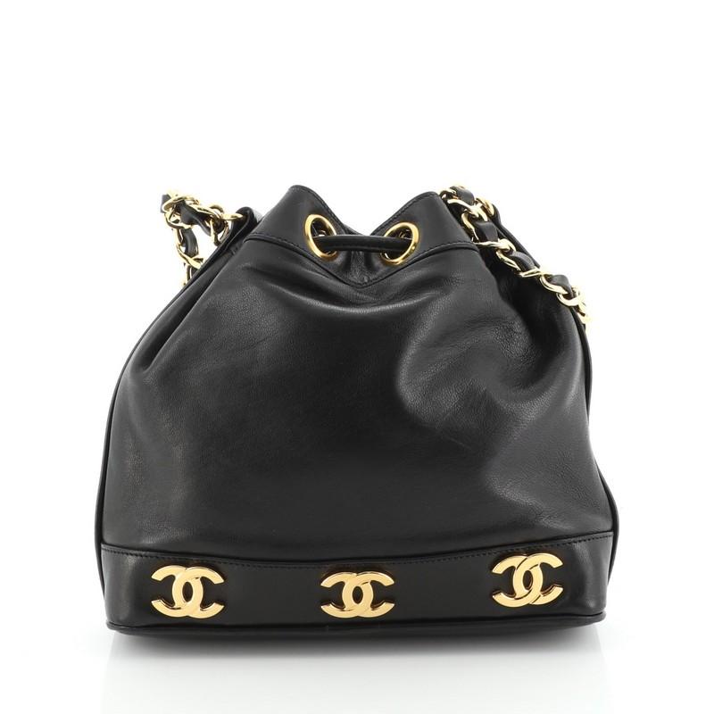 Chanel  Vintage CC Chain Bucket Bag Lambskin Mini In Good Condition In NY, NY