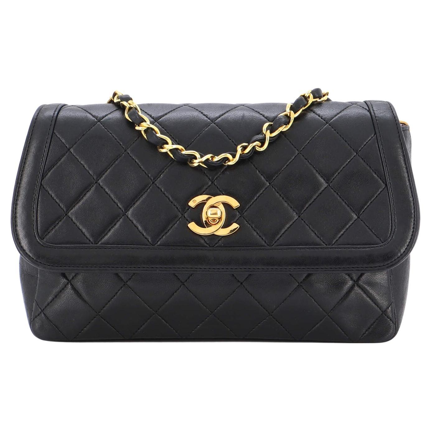 Chanel Vintage CC Chain Flap Bag Quilted Lambskin Small For Sale