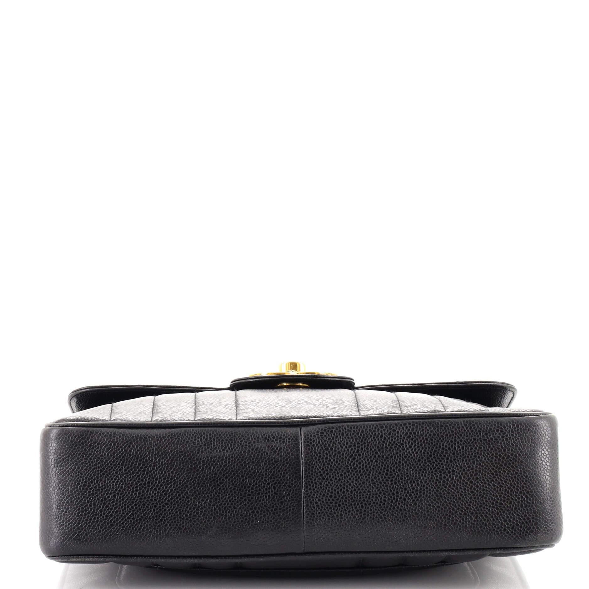 Women's or Men's Chanel Vintage CC Chain Flap Bag Vertical Quilt Caviar Maxi