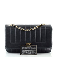 Chanel Vintage CC Ketten-Klappentasche aus gestepptem Lammfell Medium