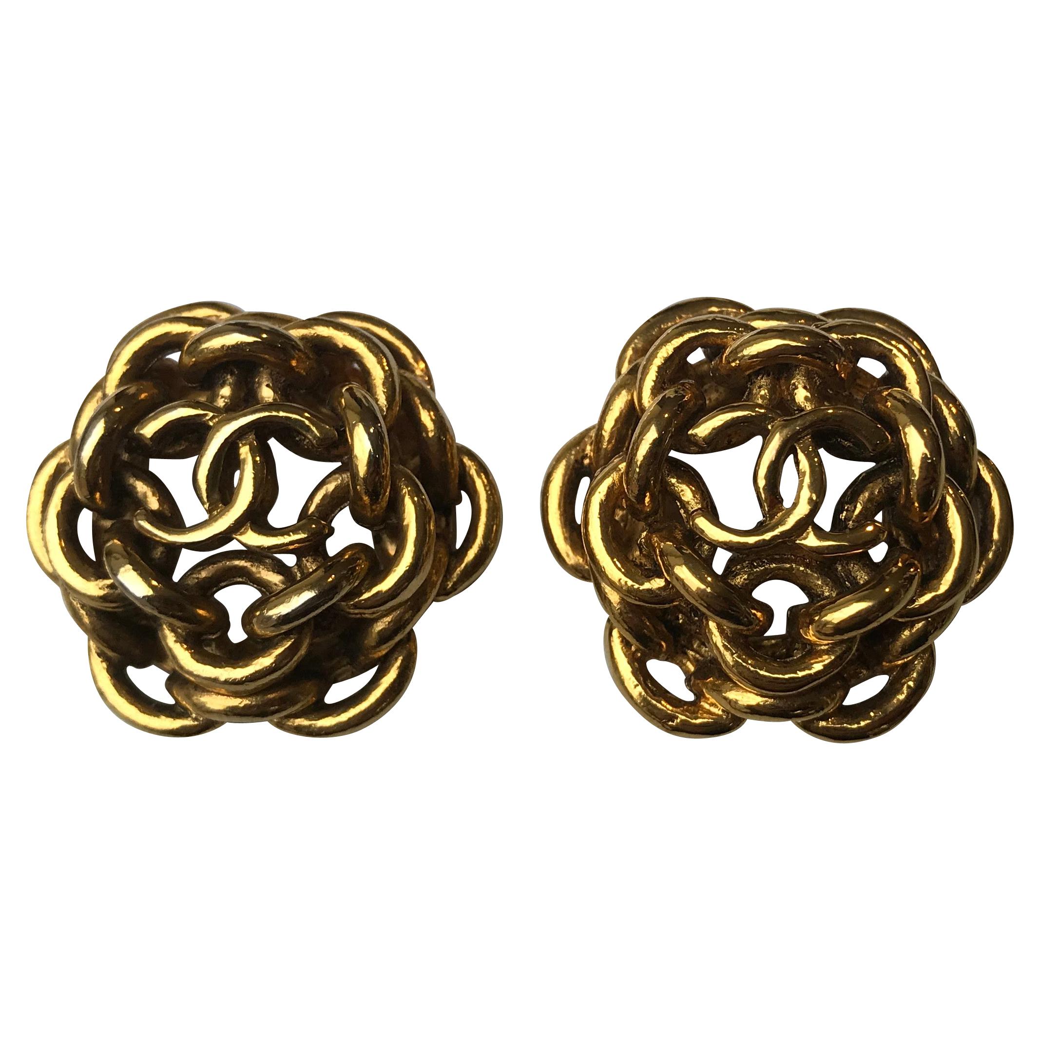 Chanel Vintage CC Clip-On Earrings For Sale