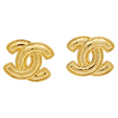 Chanel Vintage CC Diamond Quilted Clip-on Earrings 1980s