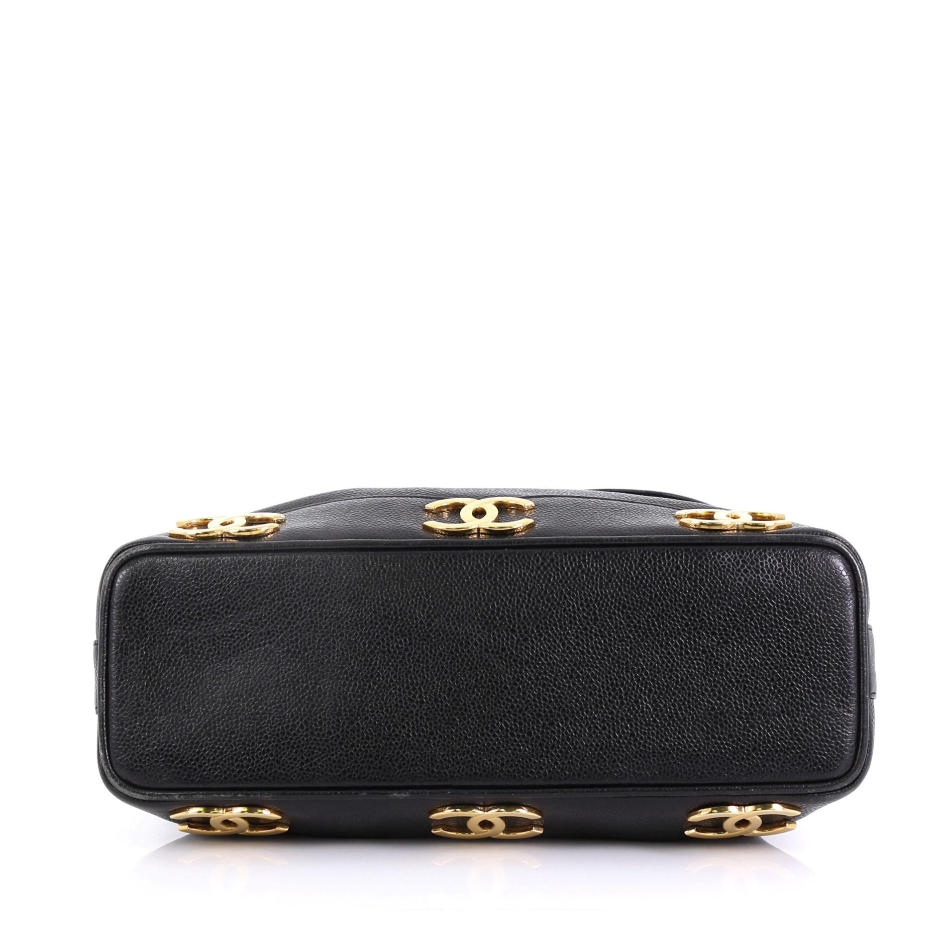 trademark bucket bag