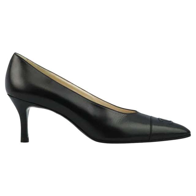 Chanel Pointy Toe Leather and Mesh Black Kitten Heel Pumps at 1stDibs