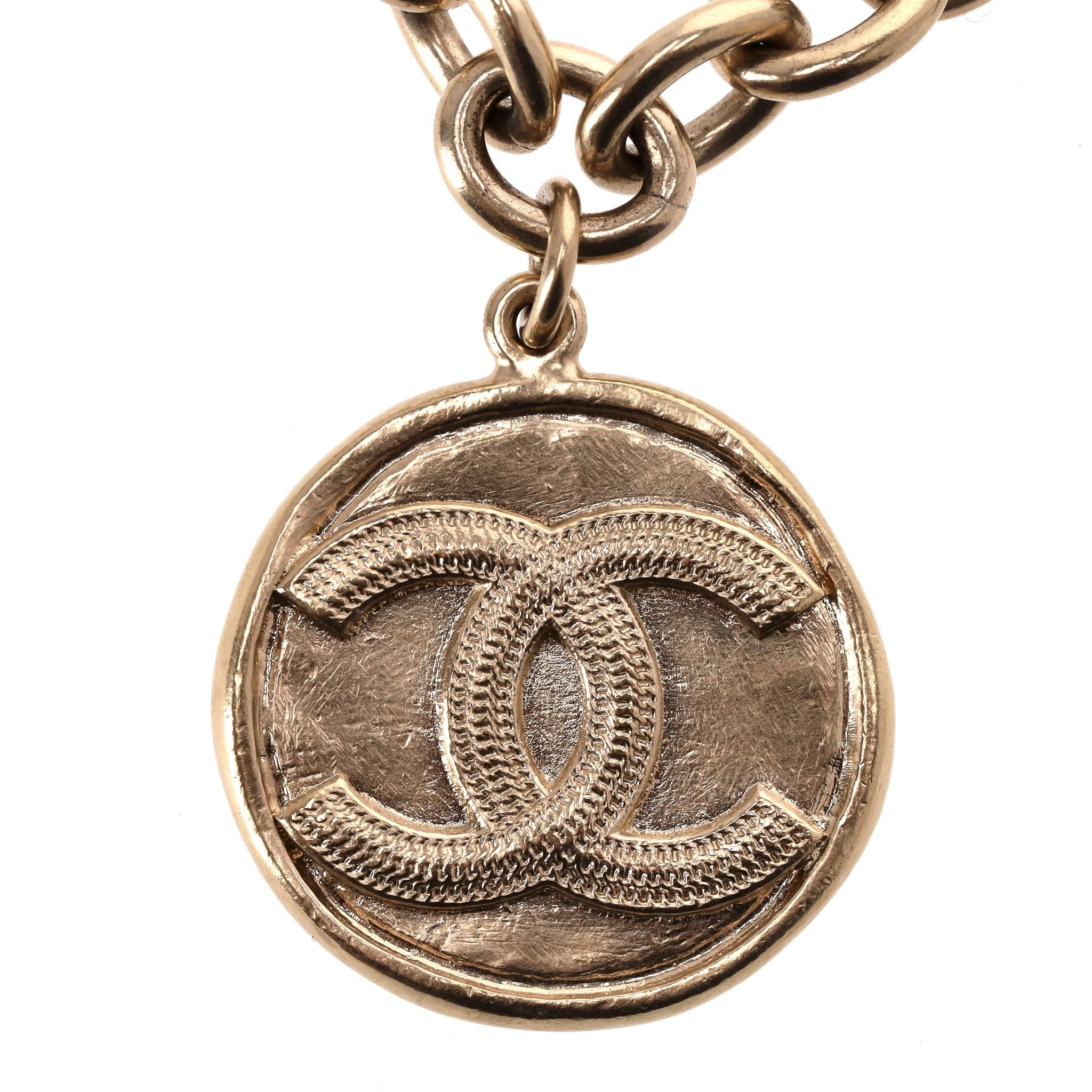 Chanel Vintage 'CC' Logo Coin Bracelet In Good Condition For Sale In London, GB
