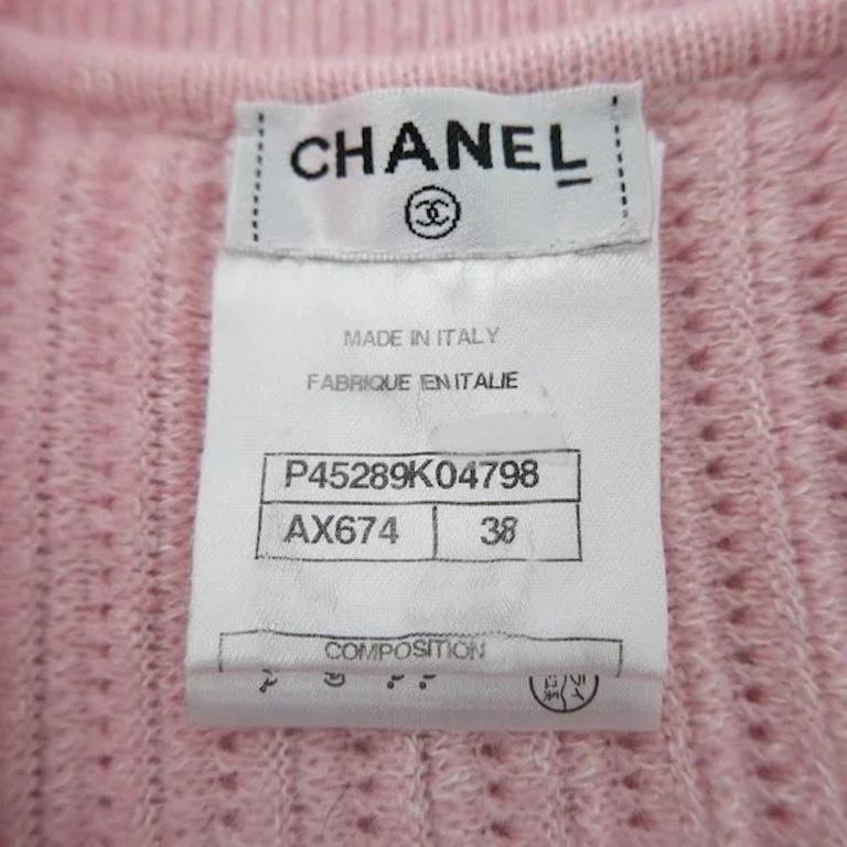 CHANEL Vintage CC Logo Pink Cashmere-Linen Crochet Knit Pleated Skirt For Sale 1