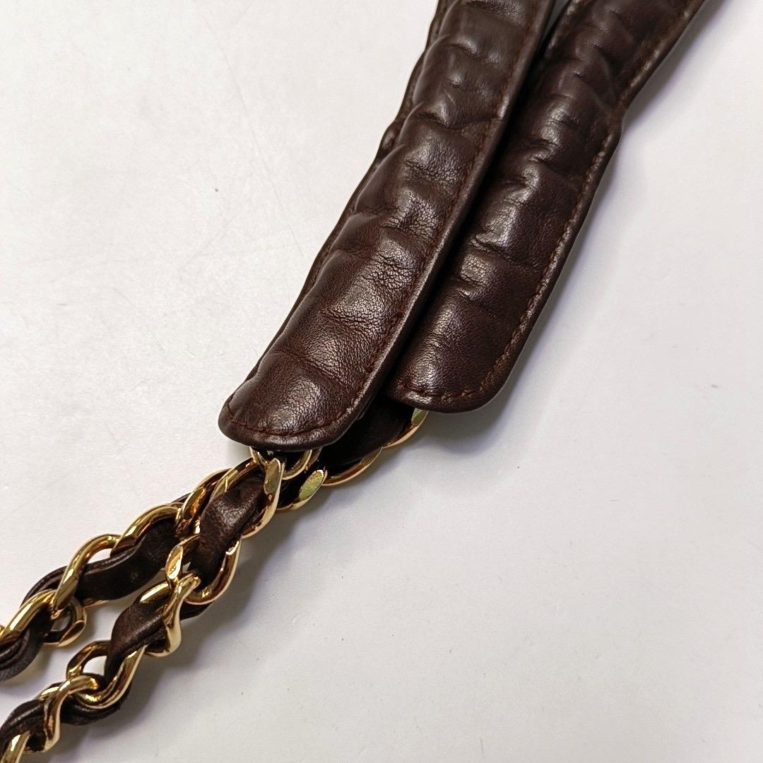 Chanel Vintage CC Logo Tote Bag Brown Calfskin Leather Double Gold Chain 1986-88 For Sale 10