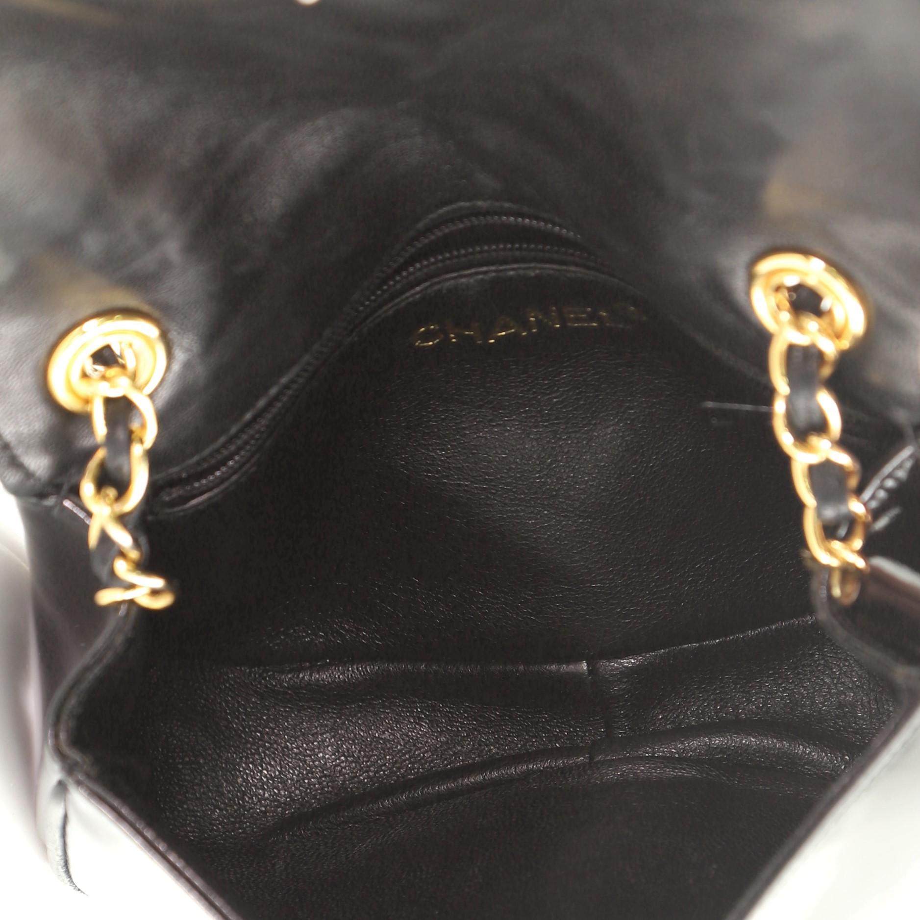 Chanel Vintage CC Stitch Flap Bag Patent Mini 1
