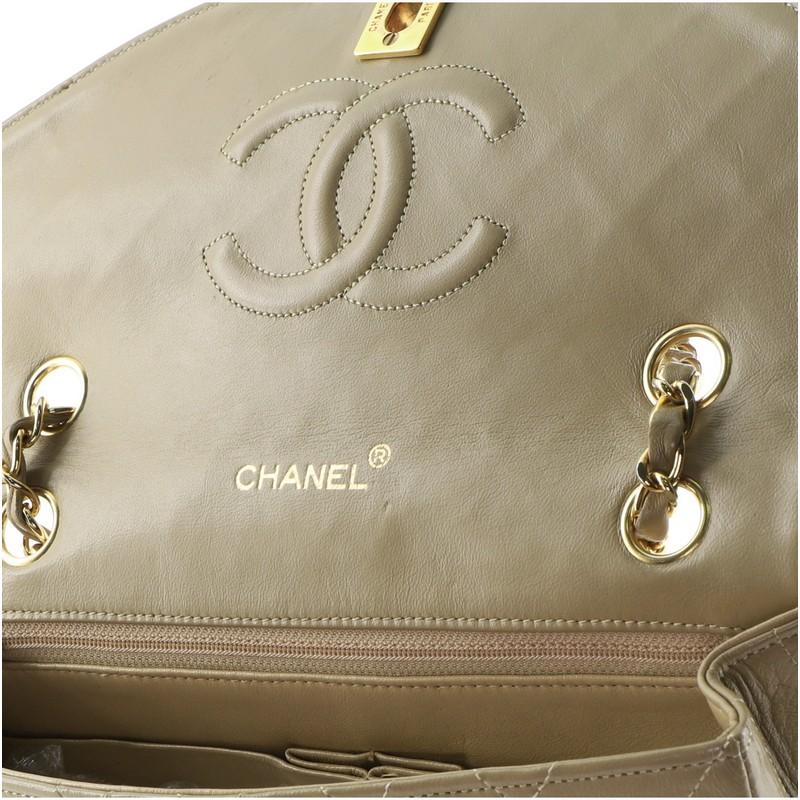 Chanel Vintage Kette gebogene Klappe Tasche gesteppt Leder klein 2