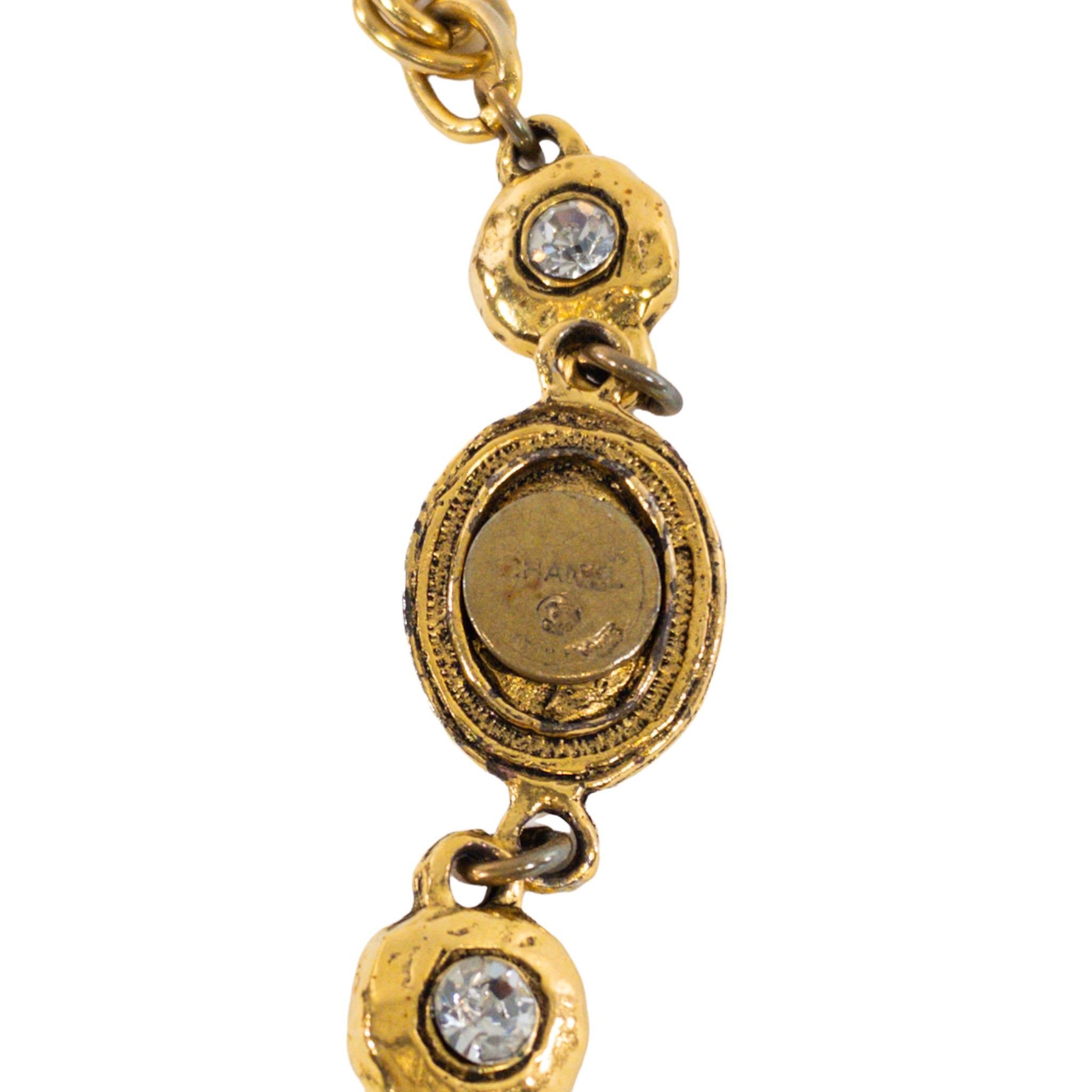 Consign of the Times präsentiert diese authentische Vintage Chanel vergoldete Kette. Vintage ca. 1970er Jahre. 

17
