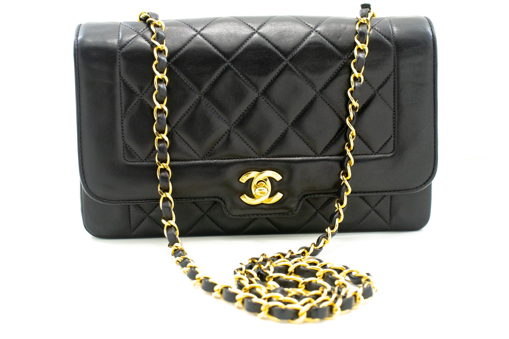 An authentic CHANEL Vintage Chain Shoulder Bag Single Flap Quilted made of black Lambskin. The color is Black. The outside material is Leather. The pattern is Solid. This item is Vintage / Classic. The year of manufacture would be