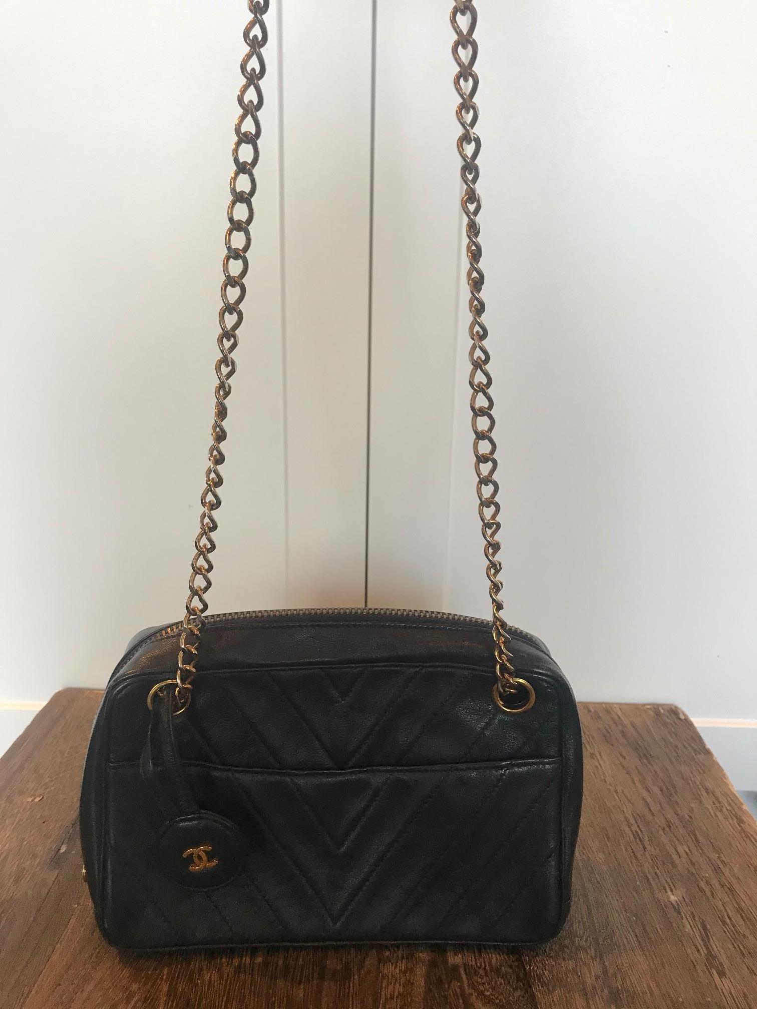 Chanel Vintage Chevron Camera Bag For Sale 5