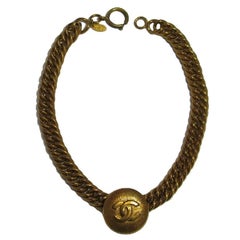 CHANEL Vintage Choker Necklace in Gilded Metal