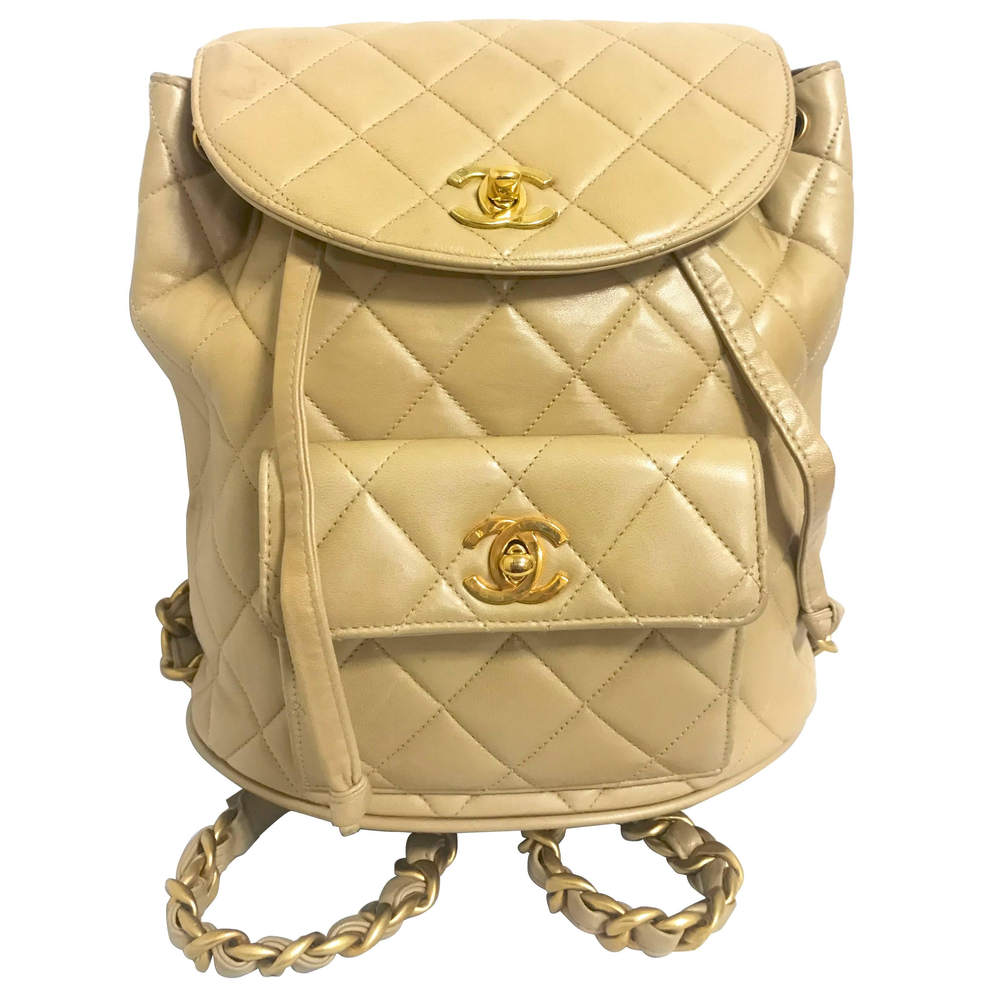 Chanel Vintage classic beige lamb leather 2.55 backpack with golden CC and chain