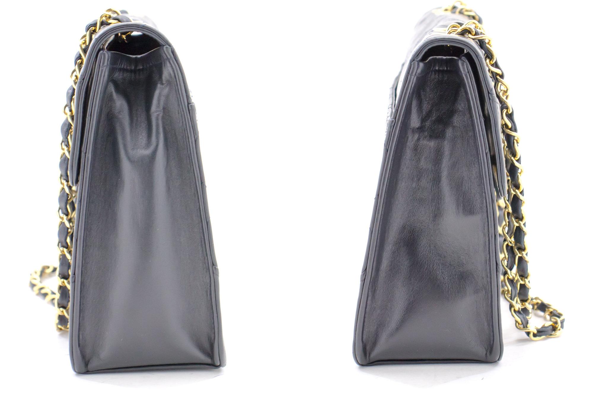 Women's CHANEL Vintage Classic Chain Shoulder Bag Black Flap Quilted Lamb