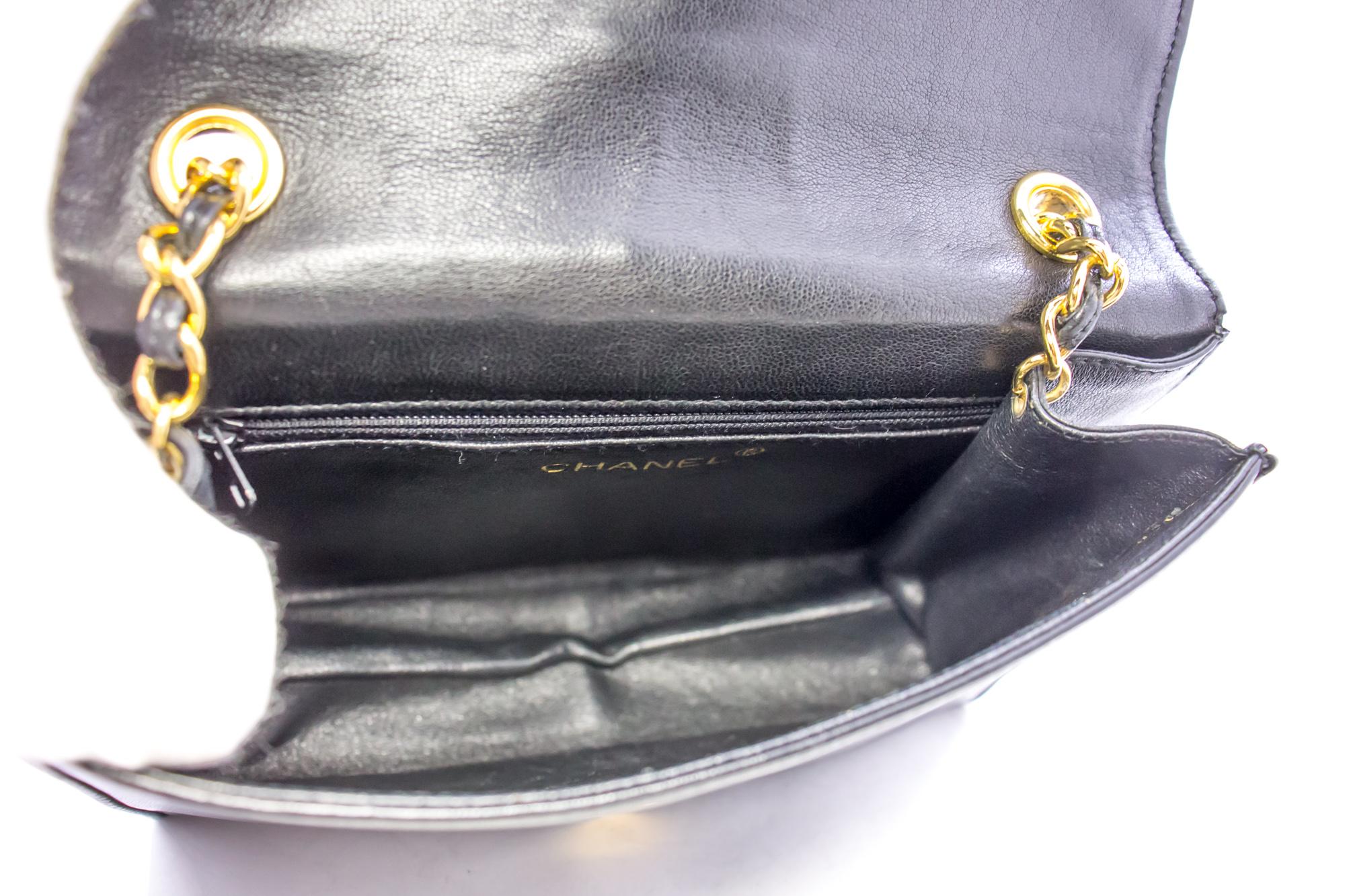 CHANEL Vintage Classic Chain Shoulder Bag Black Quilted Full Flap 5