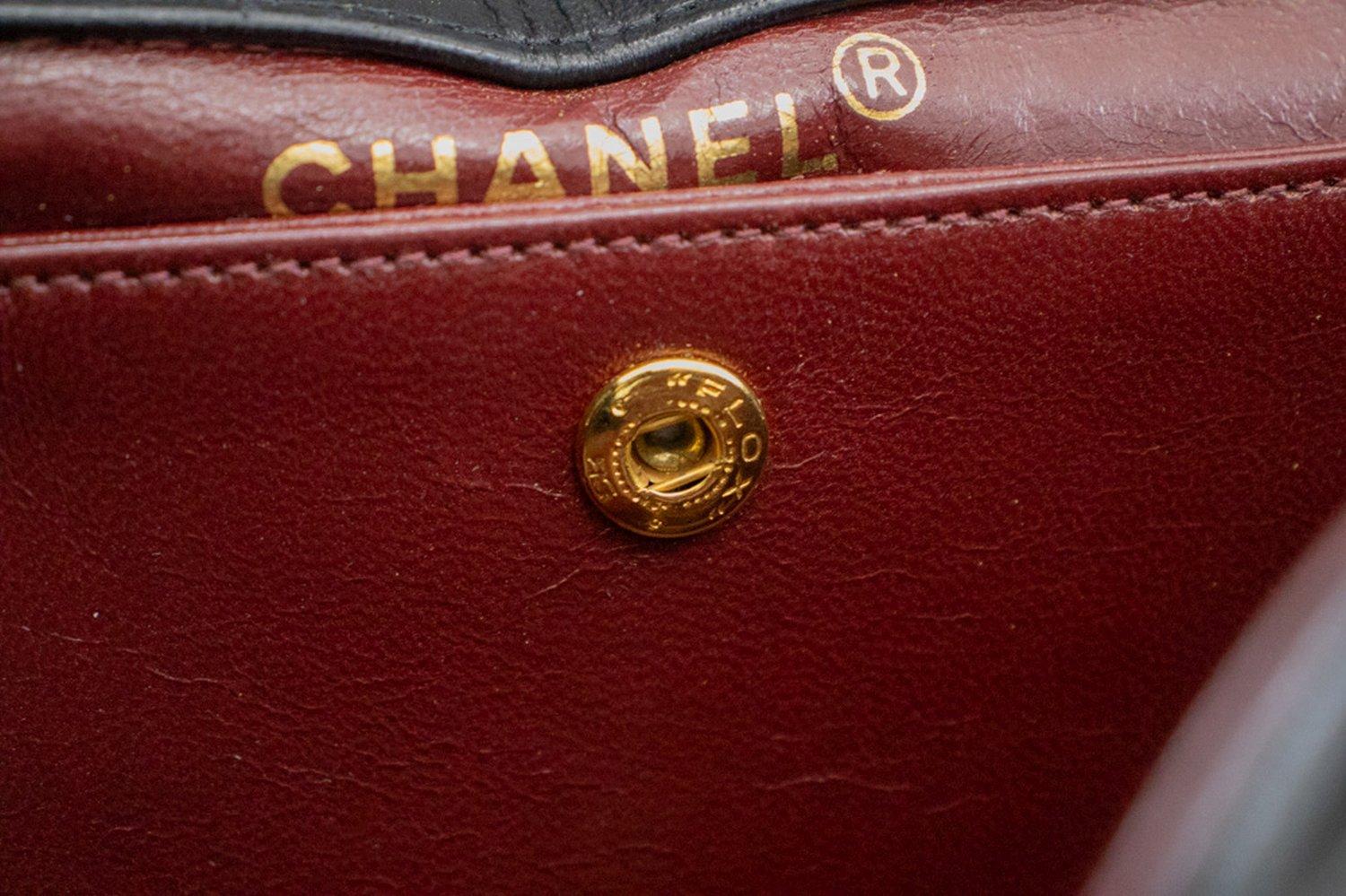CHANEL Vintage Classic Chain Shoulder Bag Flap Quilted Lambskin 11