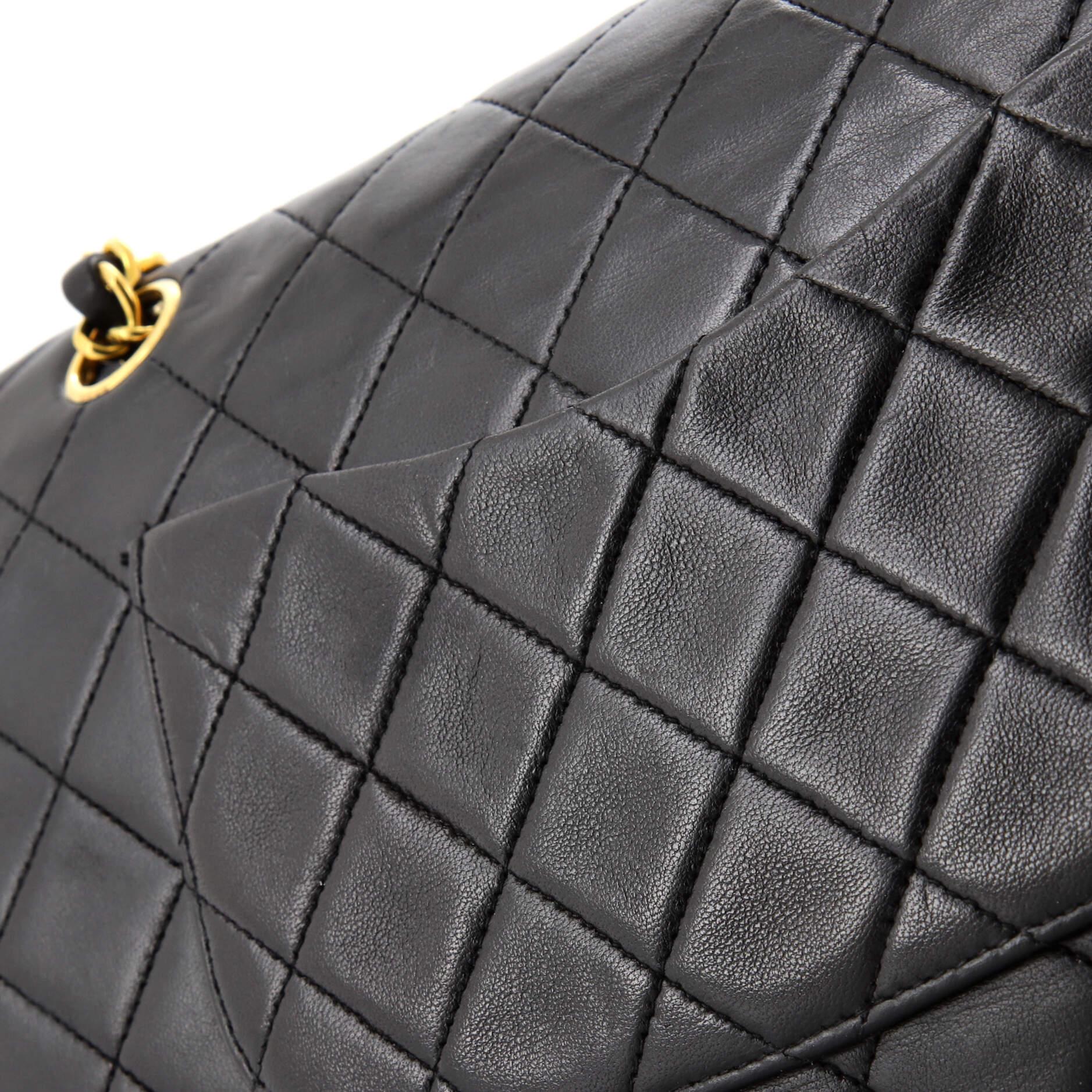 Chanel Vintage Classic Double Flap Bag Quilted Lambskin Medium For Sale 4