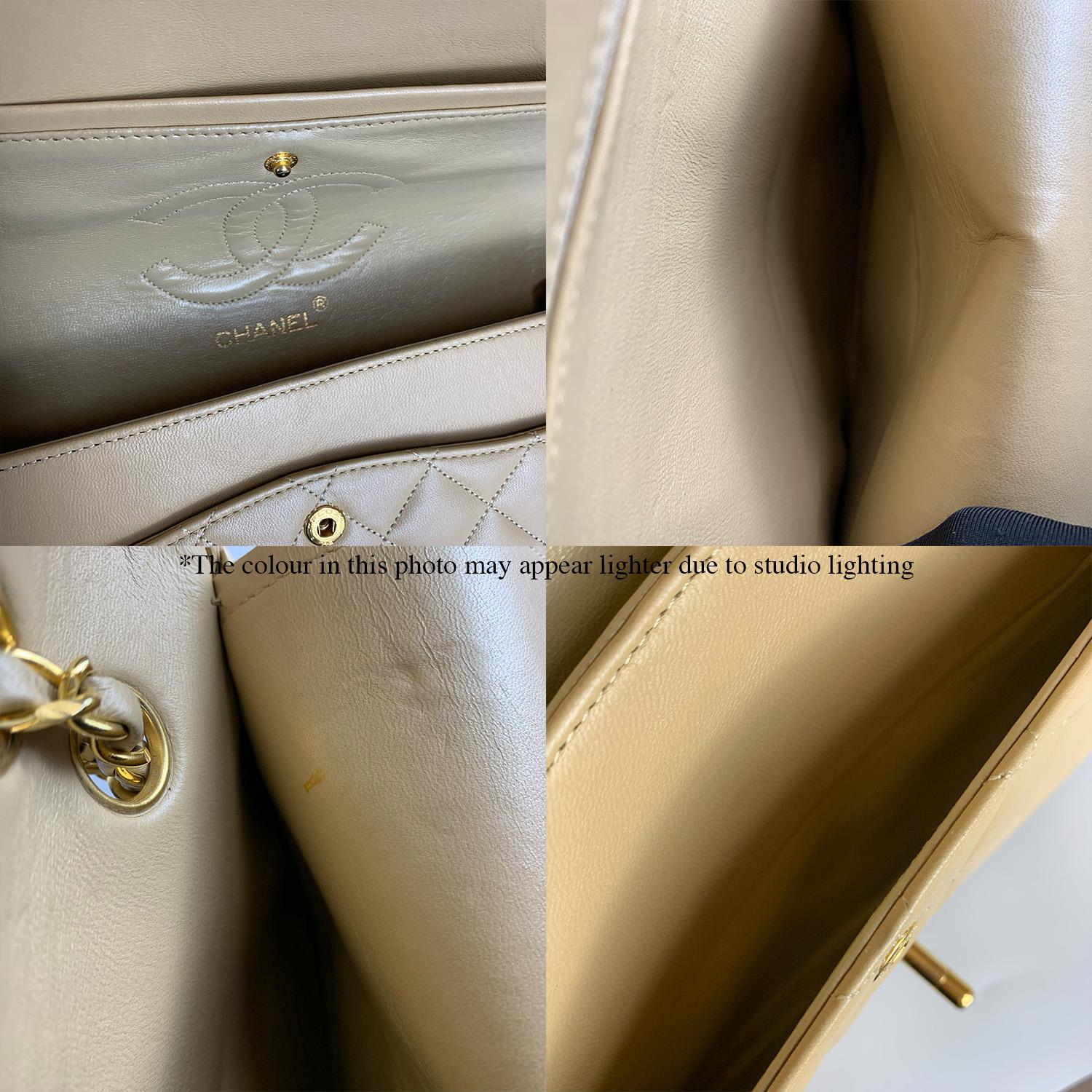 Chanel Vintage Classic Flap Medium Bag In Beige Lambskin Leather Gold Hardware For Sale 6