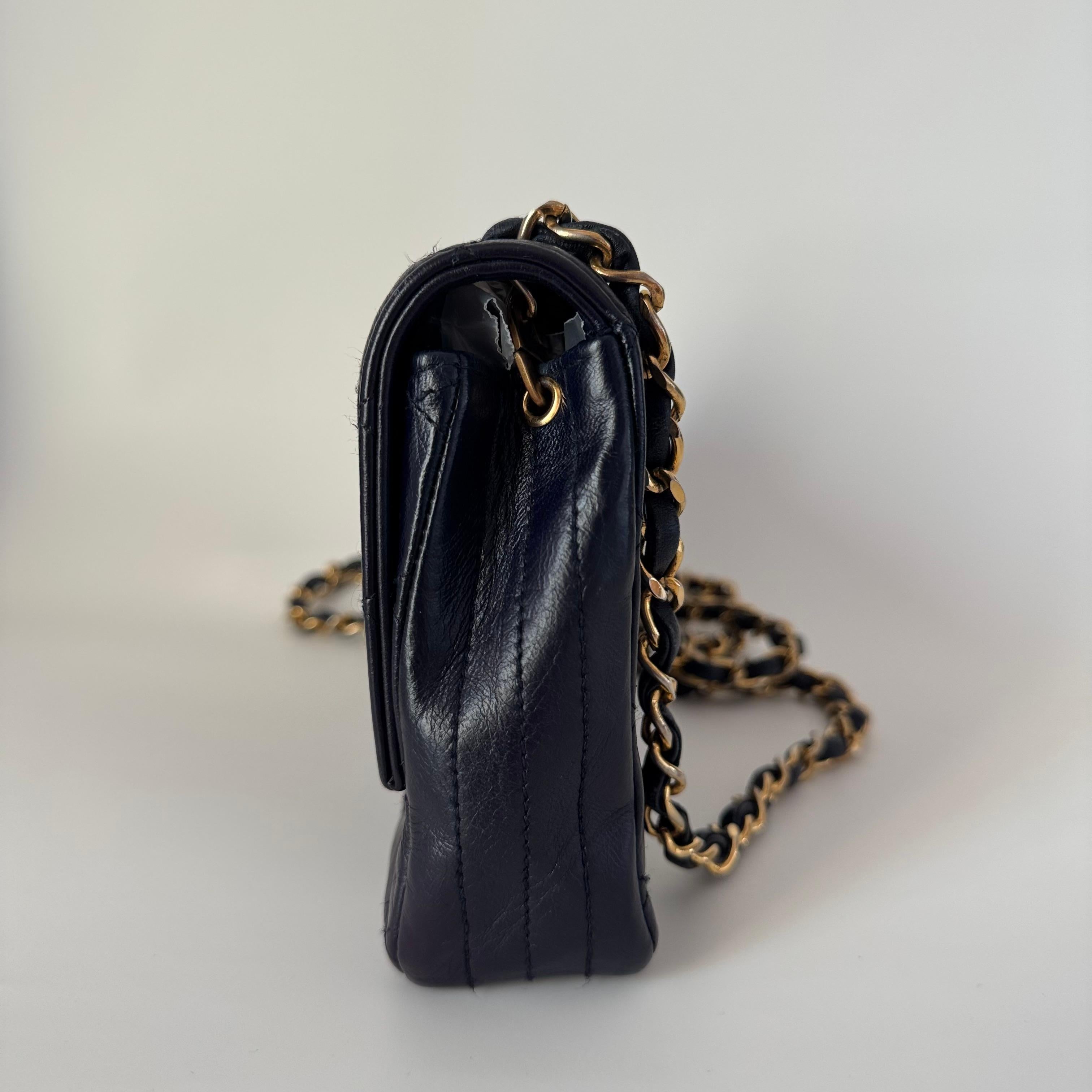 Black Chanel Vintage Classic Flap Mini Navy Lambskin Mega CC Logo 24k Gold HW, 1989-19 For Sale